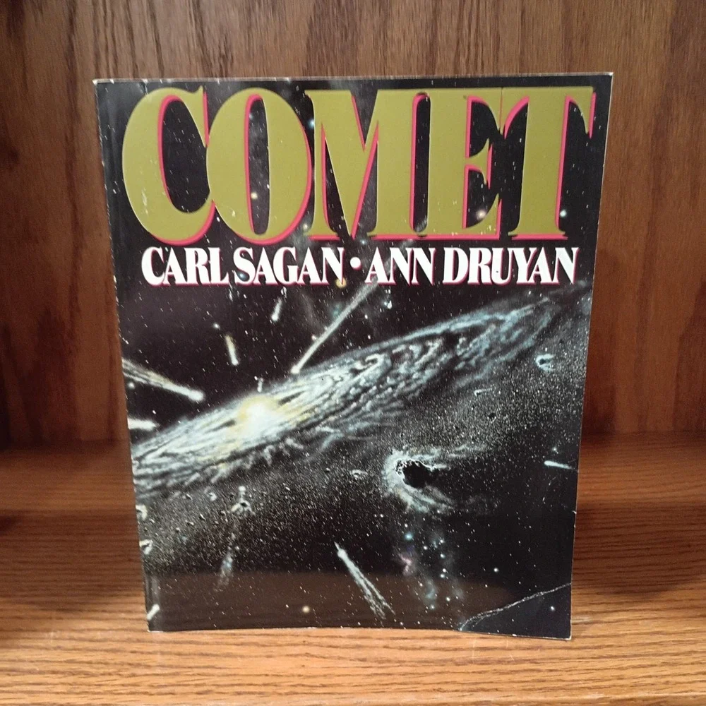 COMET by Carl Sagan & Ann Druyan 1985 Trade Paperback Book